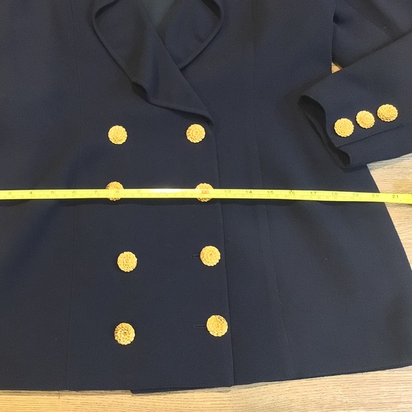 Authentic Valentino boutique 8 Button Navy Double Breasted Blazer - Picture 9 of 12